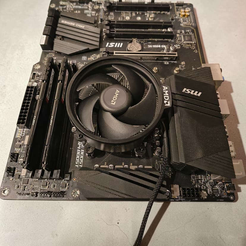 Kit (CPU / RAM / Carte Mère / Cooler) 🧩 AMD Ryzen 5 5600X / 32GB DDR4 / b550 vc pro