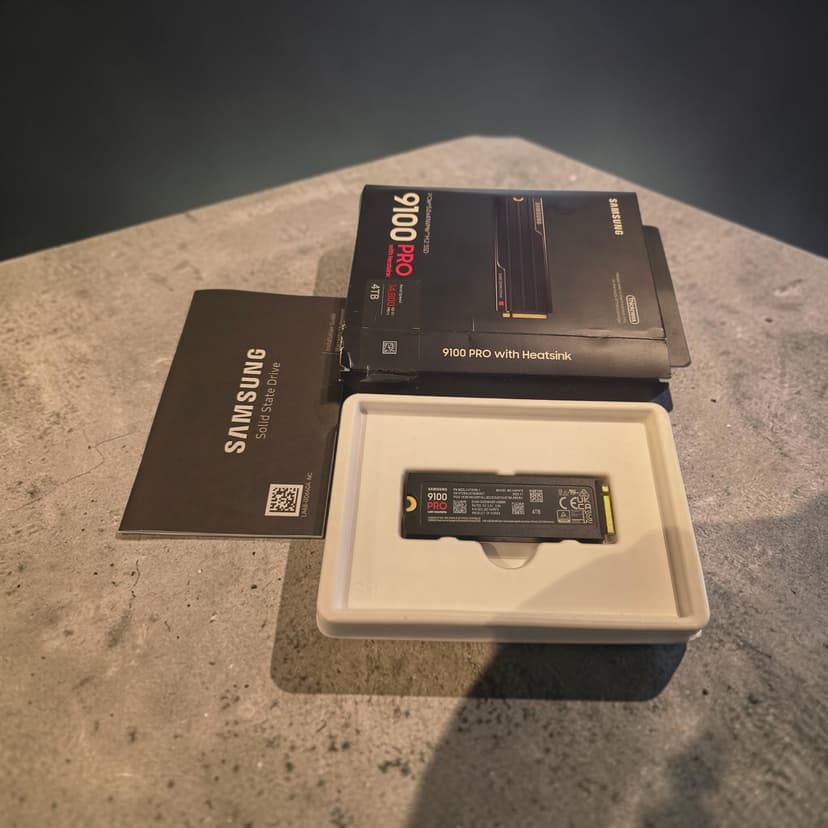M.2 SSD Interne NEUF 💾 Samsung 9100 PRO 4TB PCIe 5.0 NVMe M.2 (avec Dissipateur / Heatsink) ⚡🖤